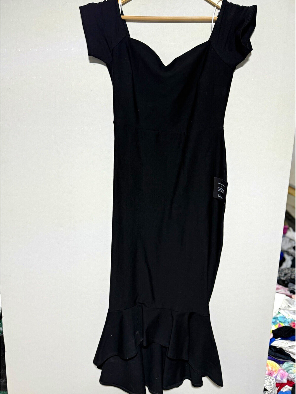 Lulus Black Knit Off Shoulder Sweetheart Neck Stretch Bodycon Midi Dress XS